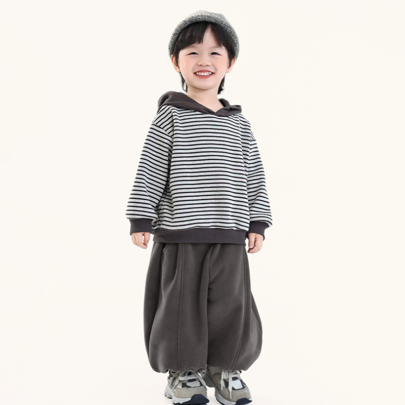 細ボーダーフーディー