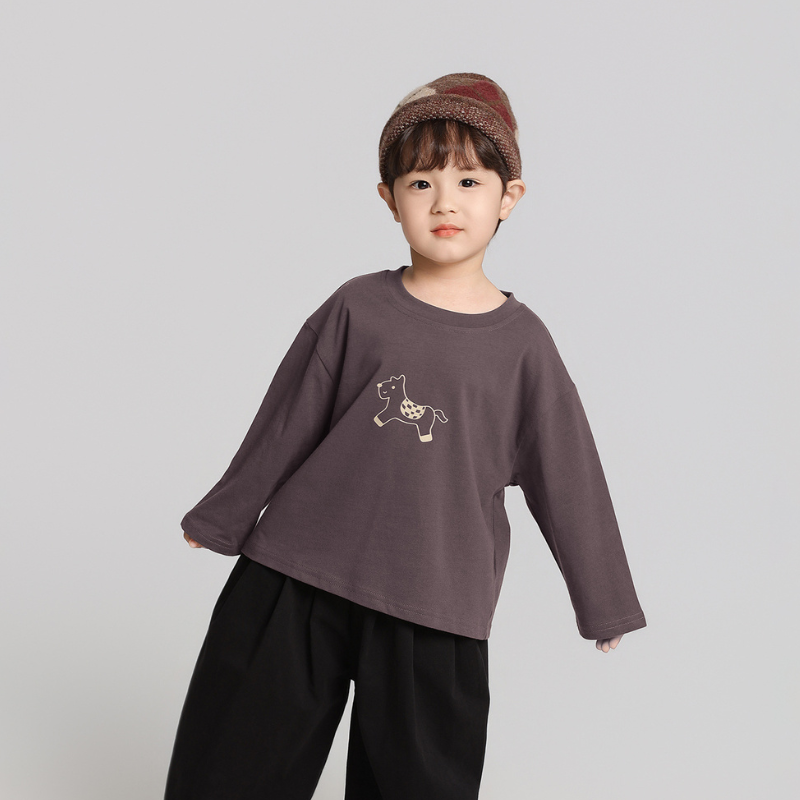 馬プリント純綿ロングTシャツ