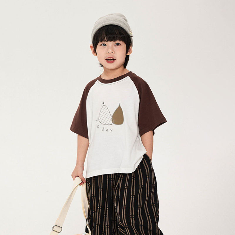 洋ナシプリントTシャツ