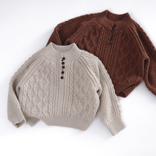 ケーブル編みハーフボタンウール混ニット