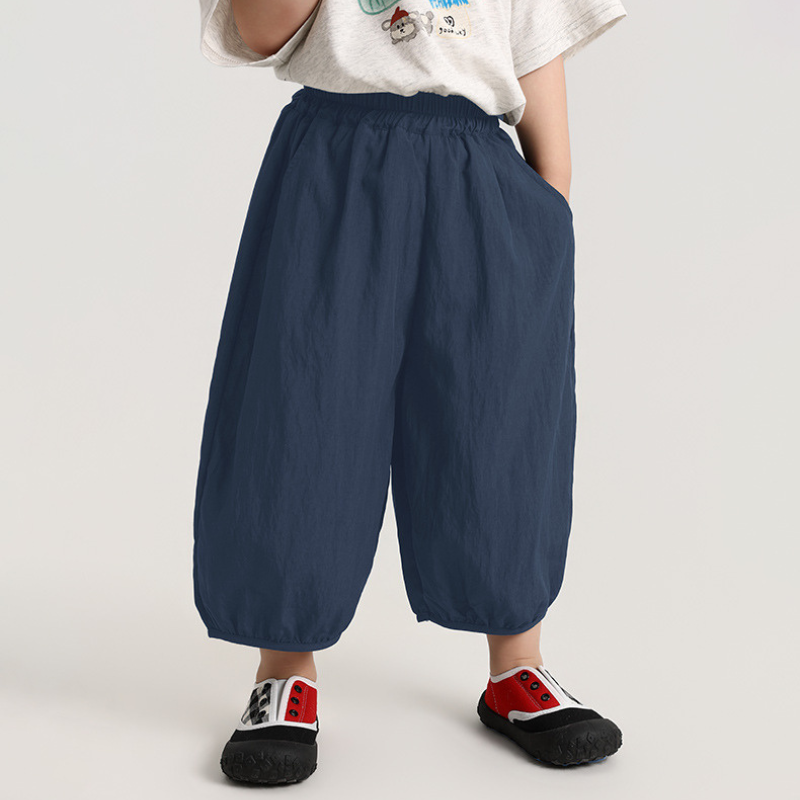シボ感薄手八分丈パンツ