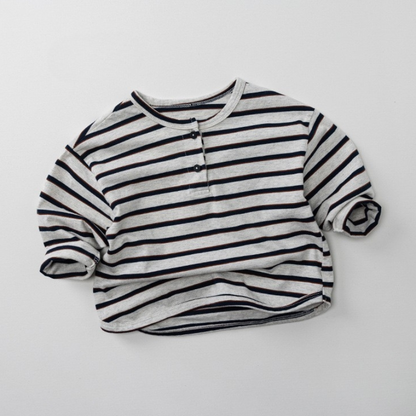 ボタンボーダー柄Tシャツ