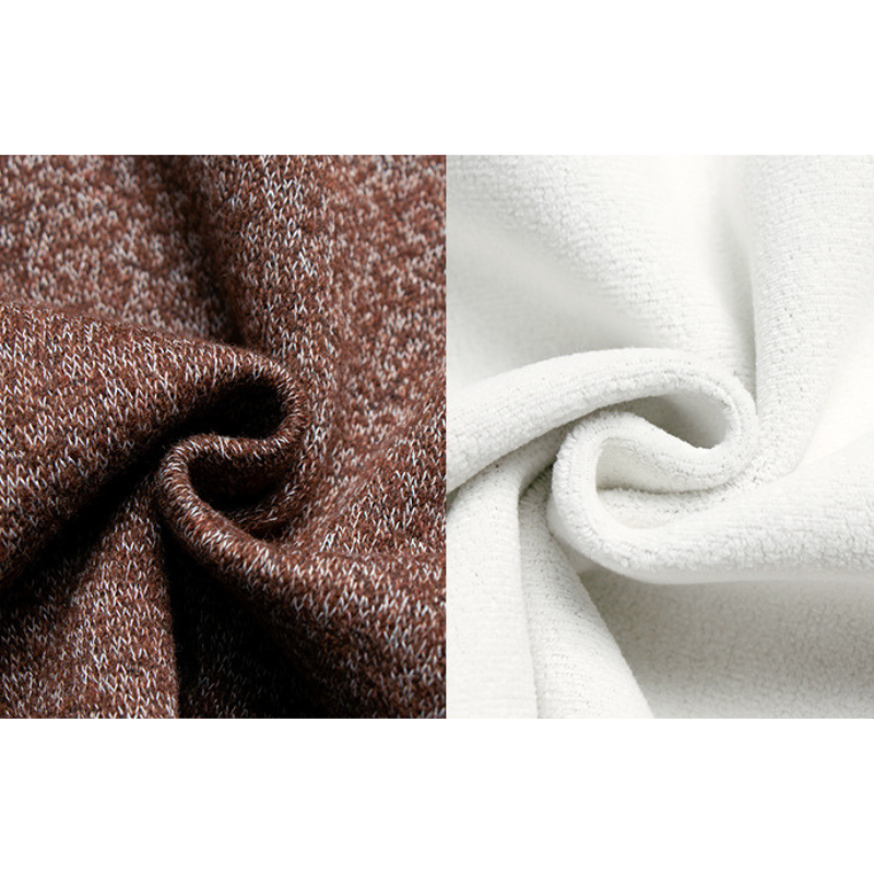 胸元刺繍スウェット