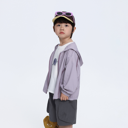 背面プリント薄手フード付きパーカー