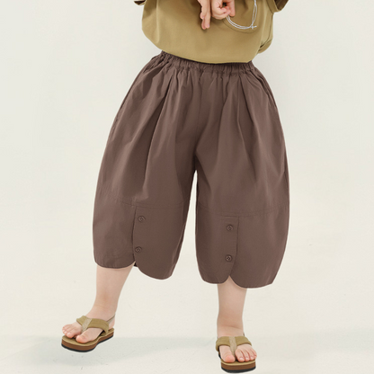 前ボタン飾り7分丈パンツ