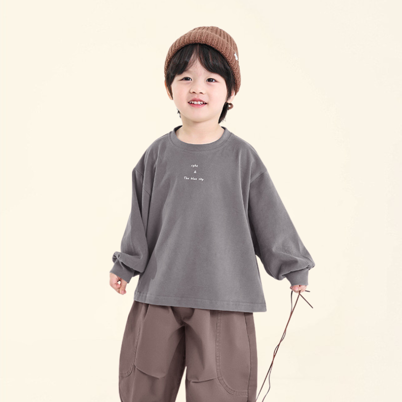 英文プリントクルーネックTシャツ