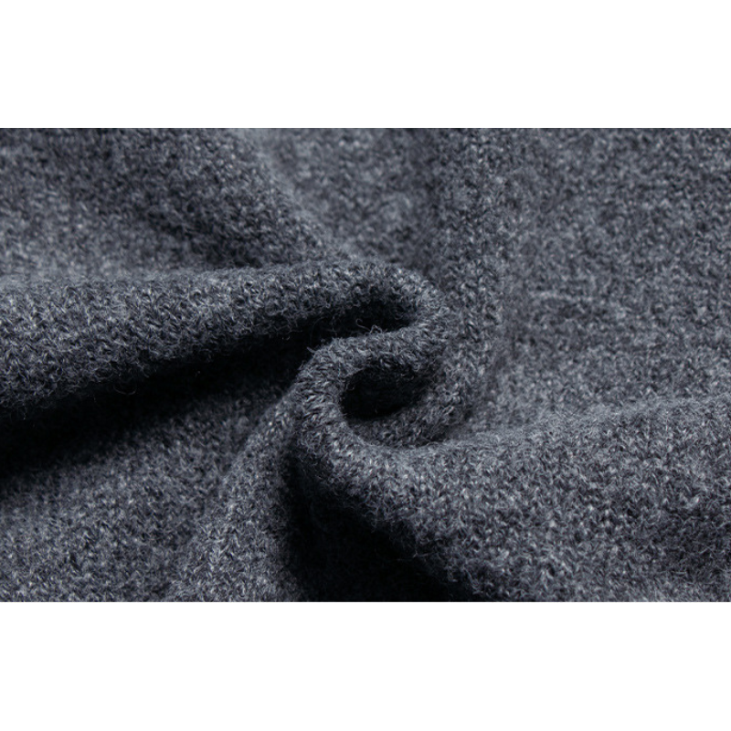 ベア柄プルオーバー