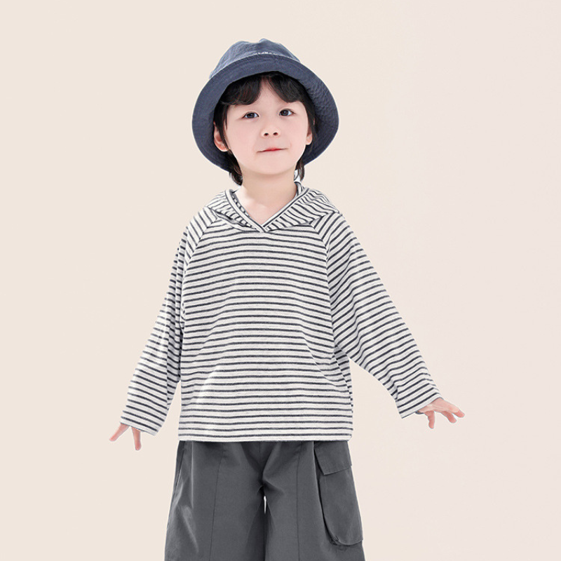 ニュアンスグレーボーダーパーカー