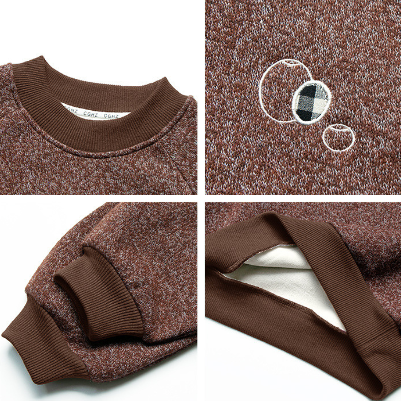 胸元刺繍スウェット