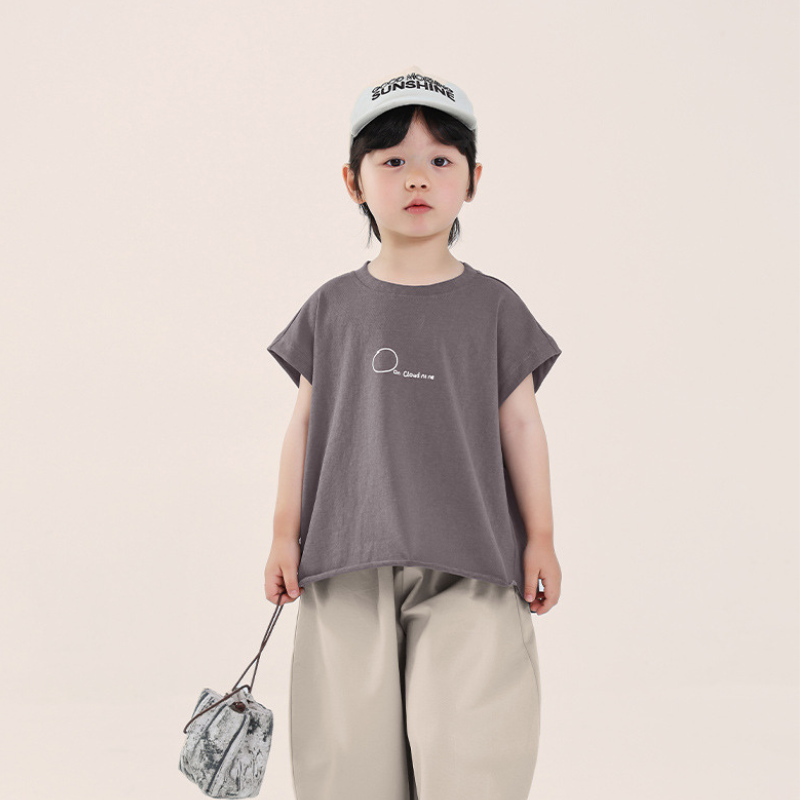 胸元ロゴ薄手タンクトップ