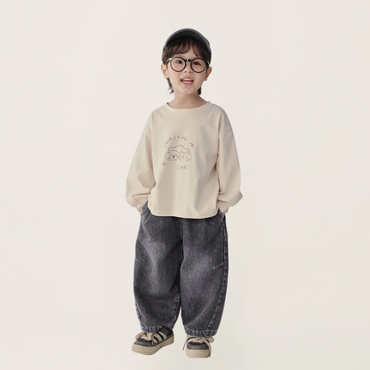 ウォッシュ加工デニムパンツ