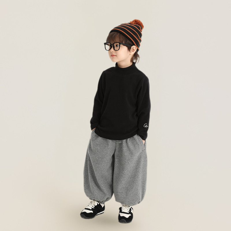 フロントボタン付き裏ボアパンツ