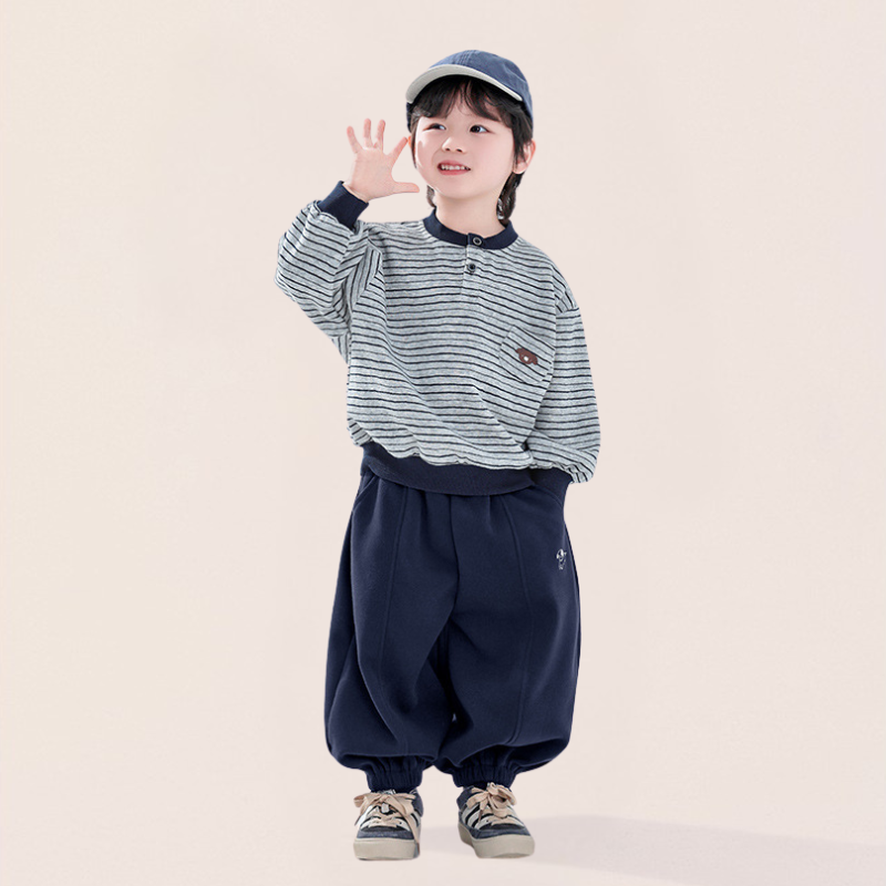 刺繍入りスウェットパンツ