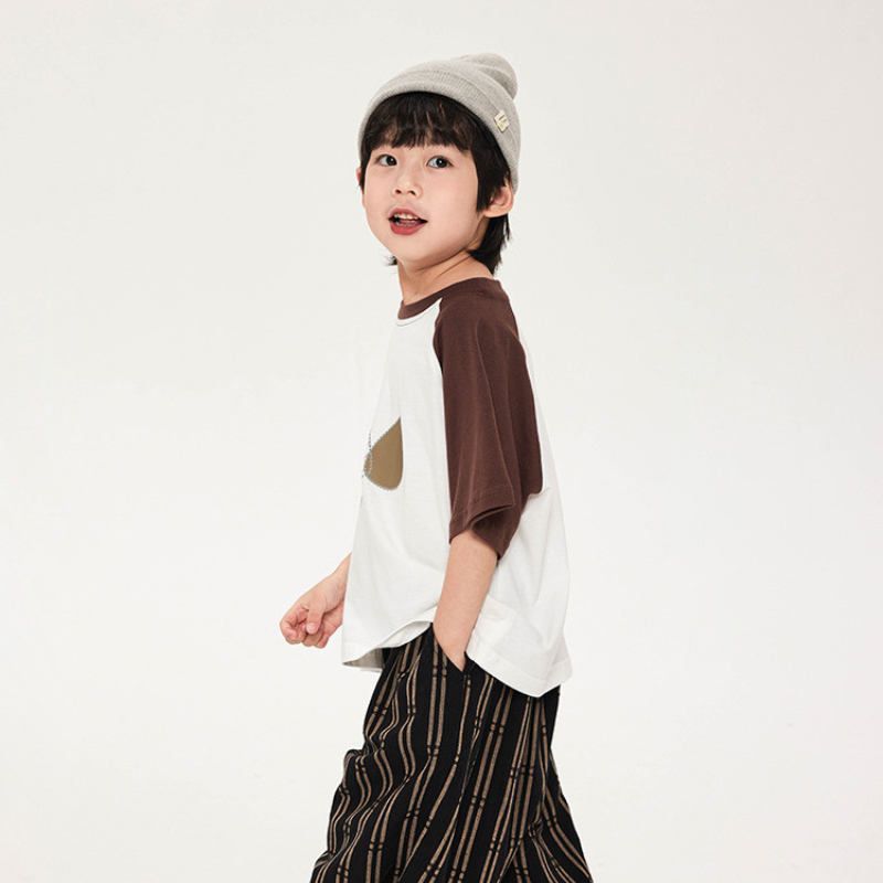 洋ナシプリントTシャツ