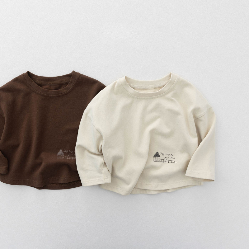 裾プリント長袖Tシャツ