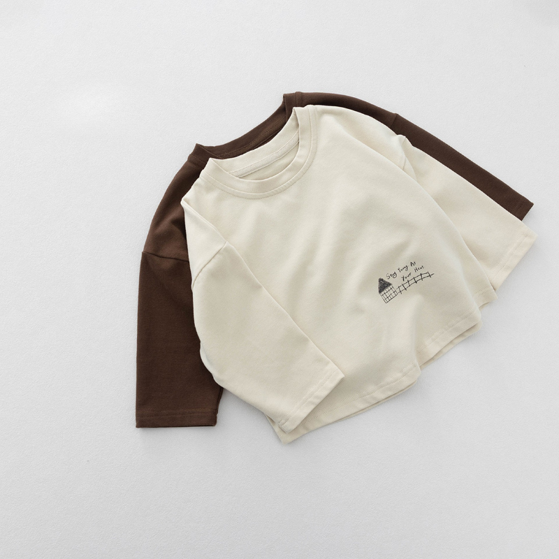 裾プリント長袖Tシャツ