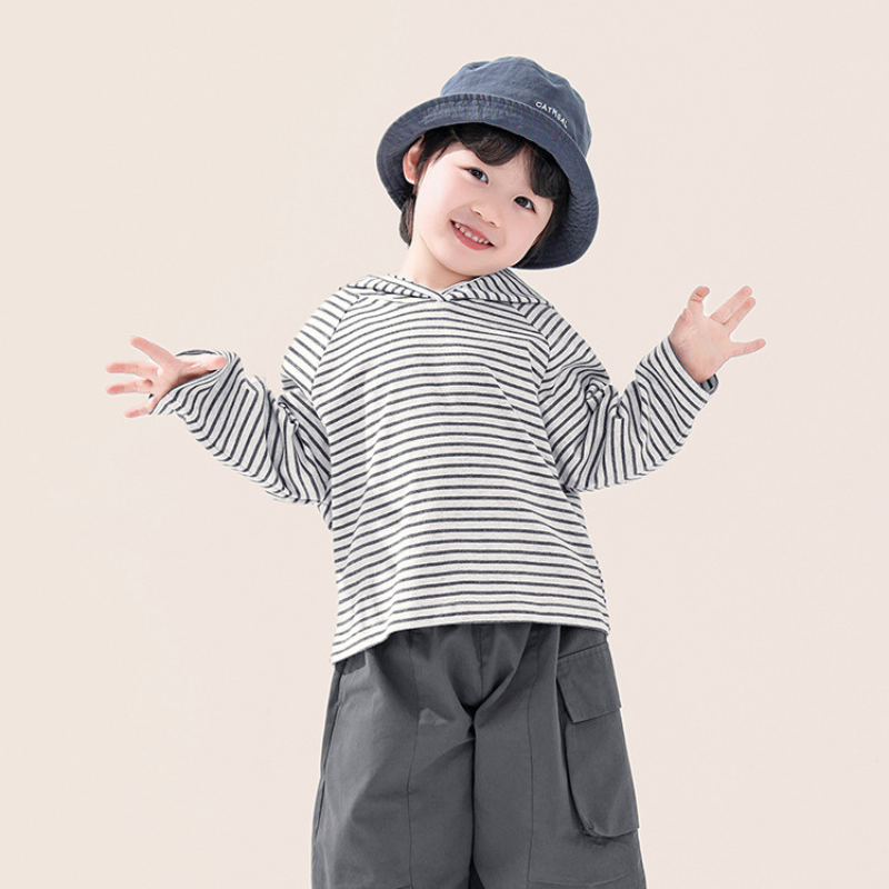 ニュアンスグレーボーダーパーカー