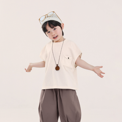胸元ポケット付きタンクトップ