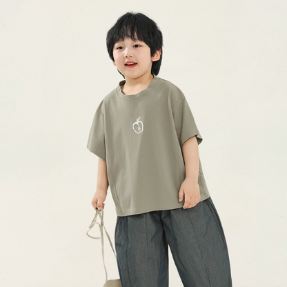 りんごプリントTシャツ