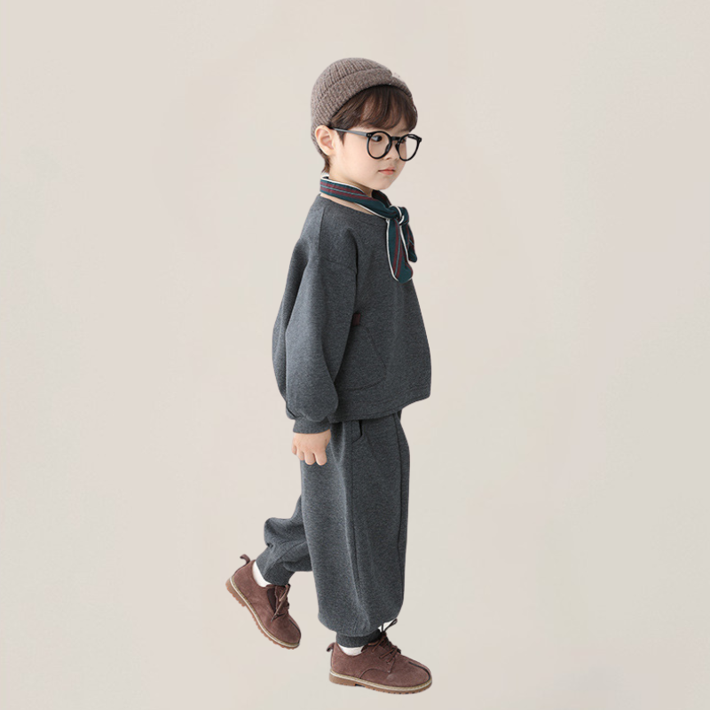 梨ワッペンスウェットセットアップ