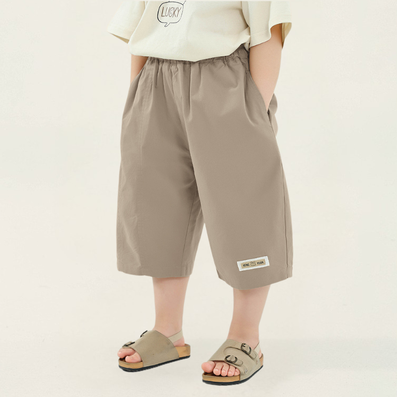 裾タグ付き7分丈パンツ