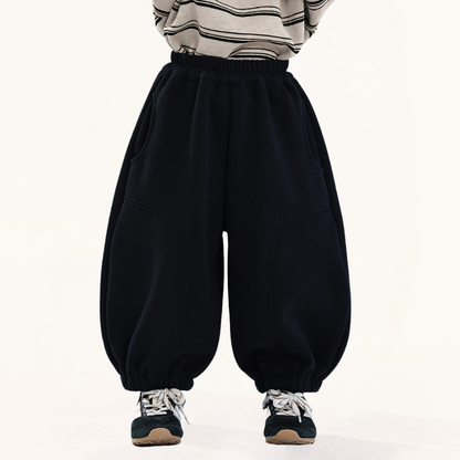 こだわりディテール裏ボアパンツ