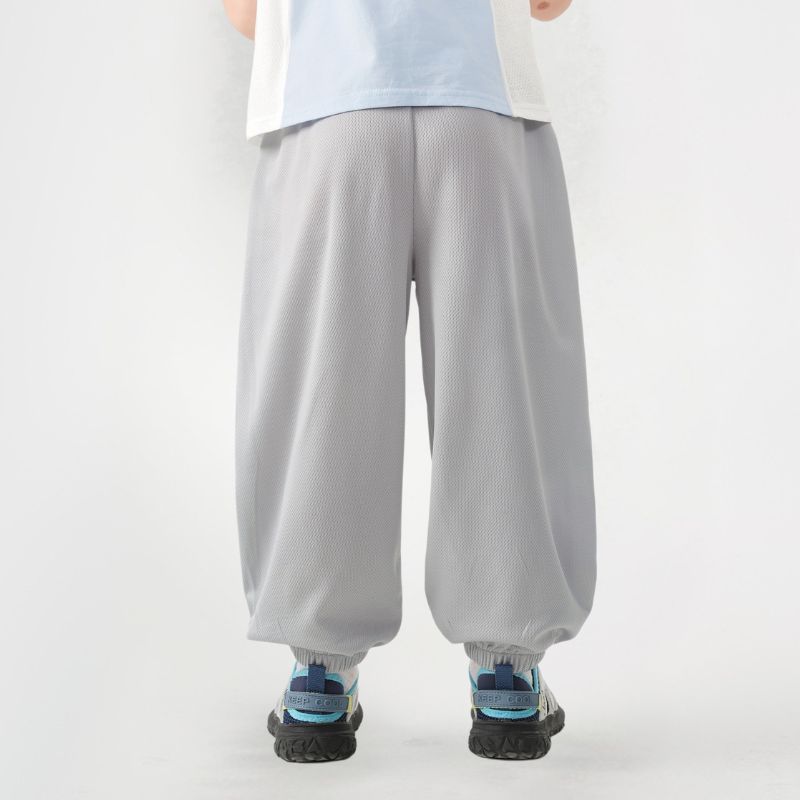 速乾素材ゴム裾スウェットパンツ