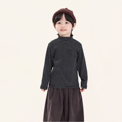 細ボーダーハイネック長袖