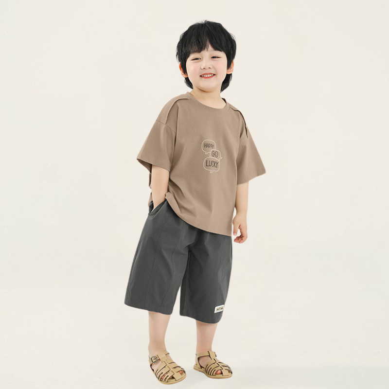 裾タグ付き7分丈パンツ