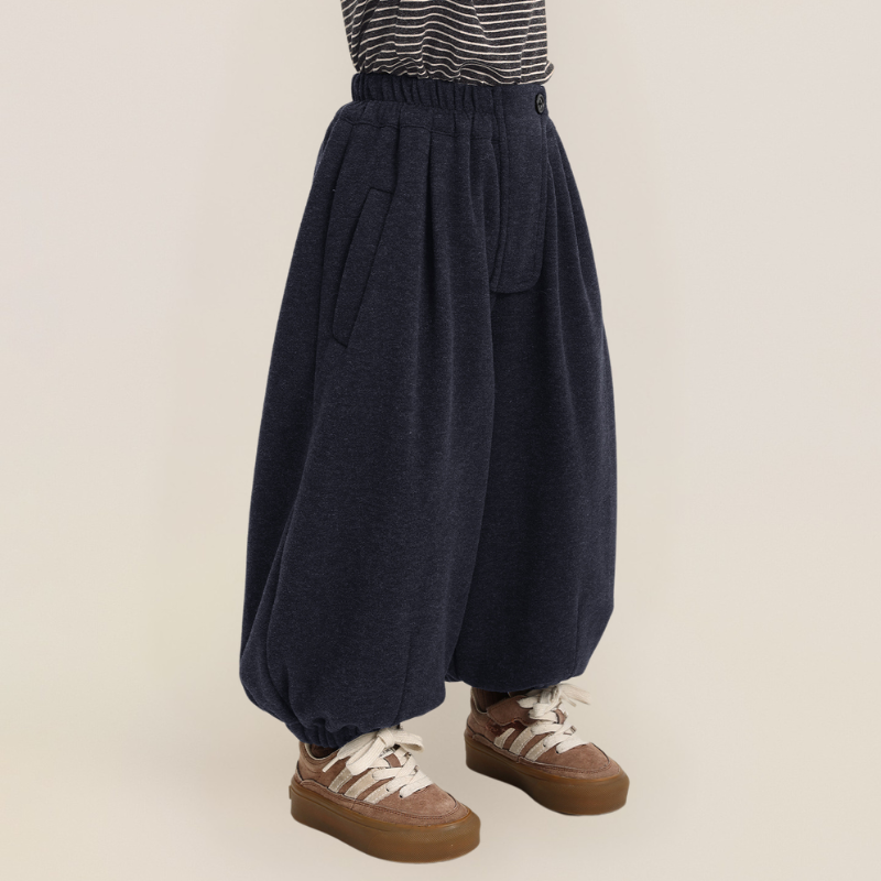フロントボタン付き裏ボアパンツ