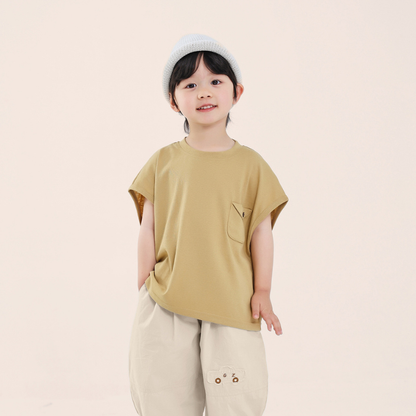 胸元ポケット付きタンクトップ