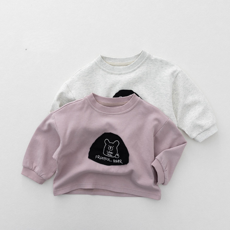 ワッペン線描きクマ長袖Tシャツ