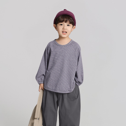 細ボーダー長袖Tシャツ