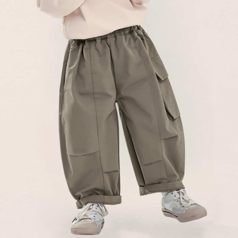 片側ポケットカジュアルパンツ