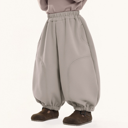 こだわりディテール裏ボアパンツ