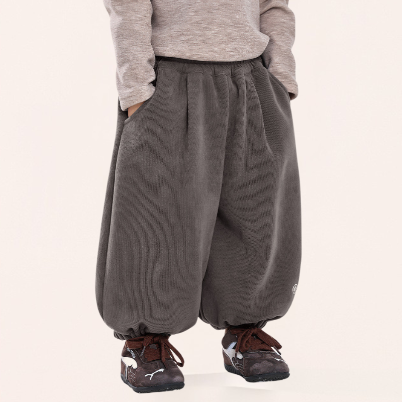 裾クマプリント裏ボアパンツ