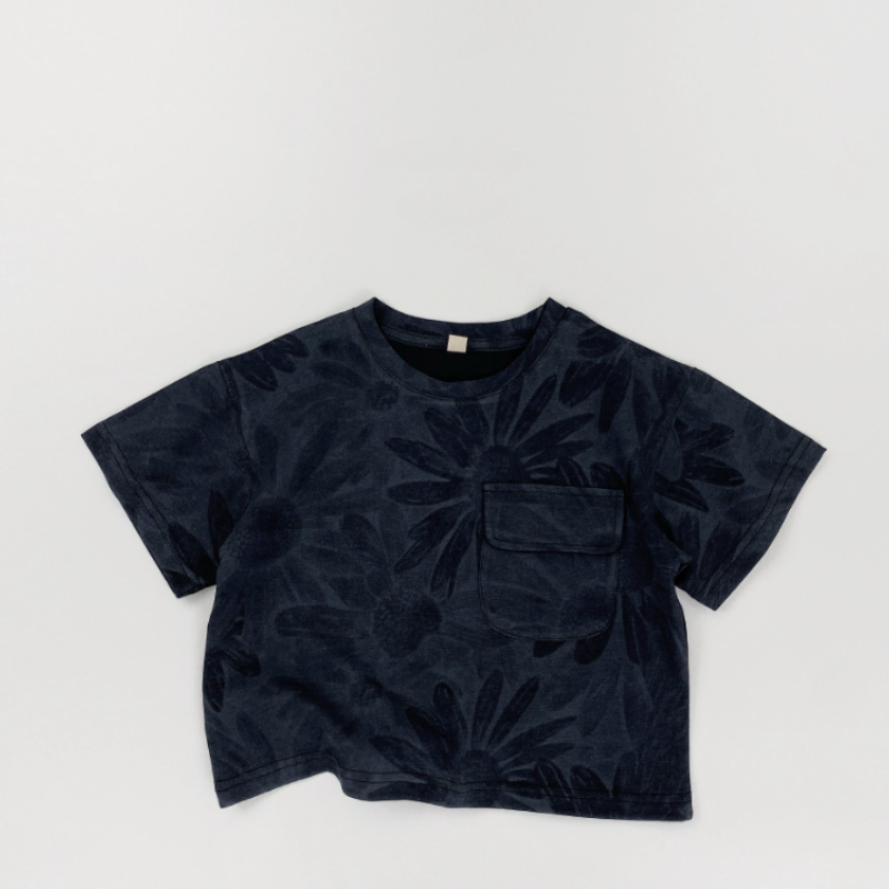 大柄フラワープリント純棉Tシャツ