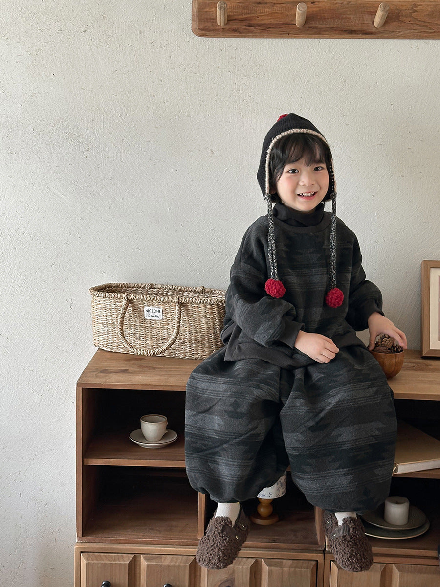 Fleece-lined high-neck set