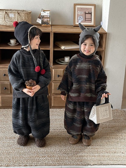 Fleece-lined high-neck set