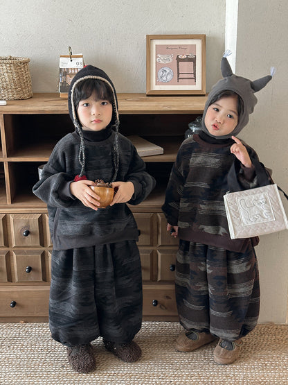 Fleece-lined high-neck set